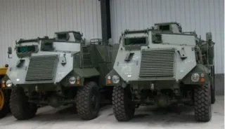 Броньовані машини Saxon прибули в Україну
