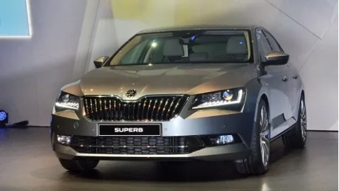 Skoda представила Superb нового поколения