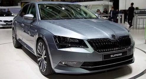 Новую Skoda Superb 2016 презентовали на Женевском автосалоне