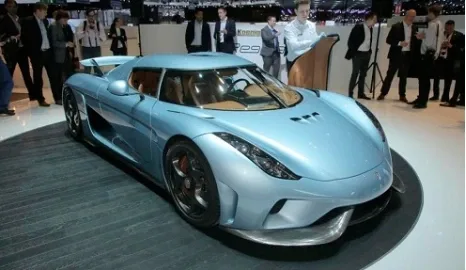 В Женеве представлен супергибрид Koenigsegg Regera