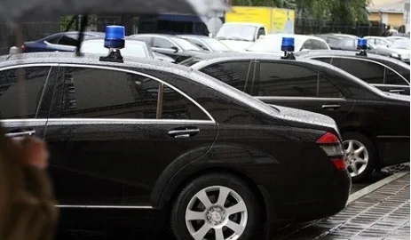 Deputies want to punish even more for flashing lights on cars