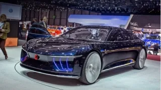 Italdesign Giugiaro GEA - electric limousine of the future without a driver