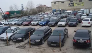 Депутати хочуть передавати конфісковані автомобілі в зону АТО