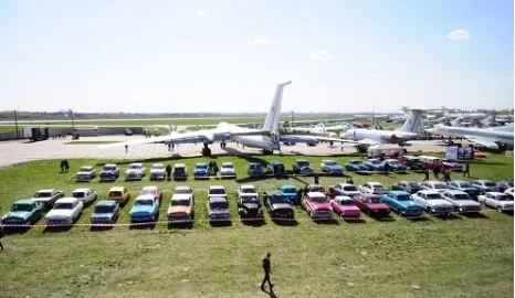 В Киеве состоялся фестиваль ретро-автомобилей