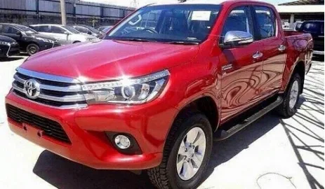 Первые фото нового Toyota Hilux 2016