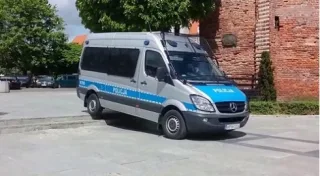 Поляки в шоці: поліцейські штурмували пішохідну зону