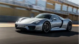 Porsche відкликає близько трьохсот автомобілів 918 Spyder