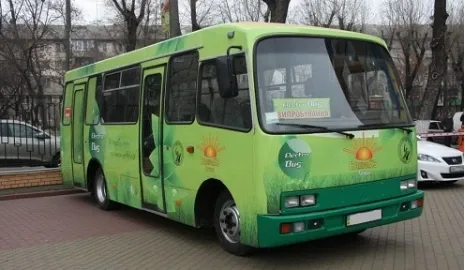 По Житомиру уже курсирует первая маршрутка с электродвигателем