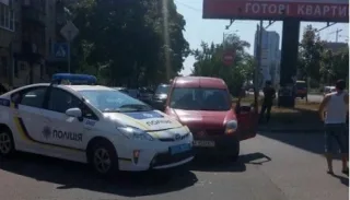 З бойовим хрещенням: нова поліція потрапила в ДТП