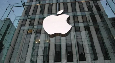 Apple в активному пошуку автомобільних топ-менеджерів