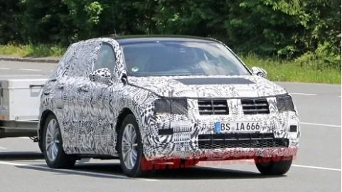 Папарацци удалось сфотографировать новый Tiguan во время тестов