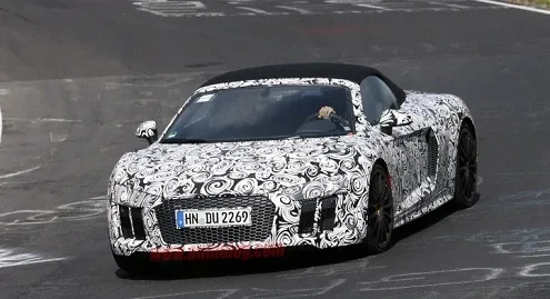 Audi R8 Spyder обкатують на Nürburgring