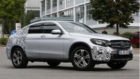 Mercedes-Benz вывел на тесты конкурента BMW X4