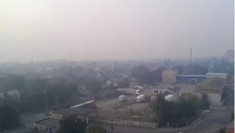 Due to smoke, Kyiv closed to trucks entry