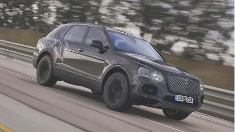 Bentley SUV accelerated to 300 km/h