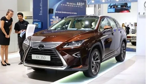 Новый Lexus RX350: еще роскошней и агрессивней