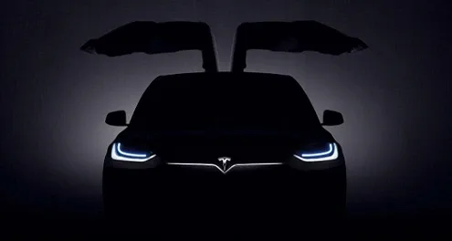 Tesla will show the first crossover at the end of September
