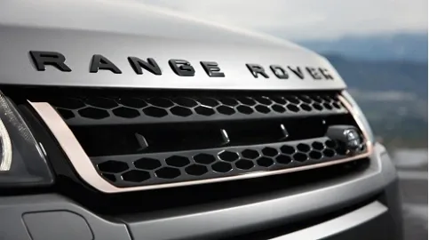 Land Rover выпустит конкурента для Bentley Bentayga
