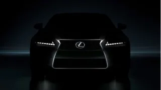 Презентація флагманського седана від Lexus відкладається