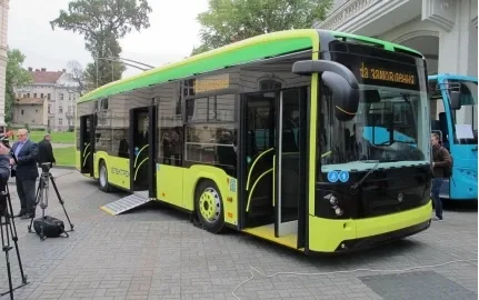 В Украине представили электрический автобус