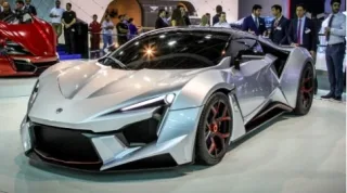 Собі коханому. Араби показали суперкар Fenyr SuperSport