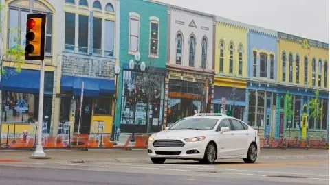 Ford начал тесты беспилотного авто в городе без водителей