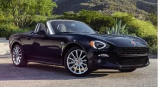 Дебютував новий спорткар Fiat 124 Spider
