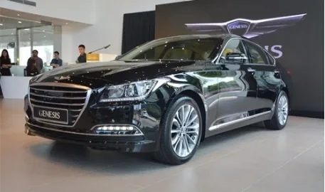 Luxury Hyundai: flagship Genesis G90 in all its glory