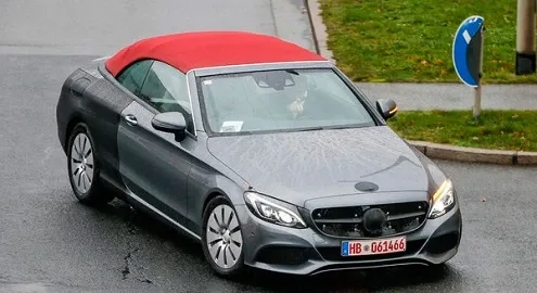 Открытый Mercedes-Benz C-Class Coupe: первые фото без камуфляжа