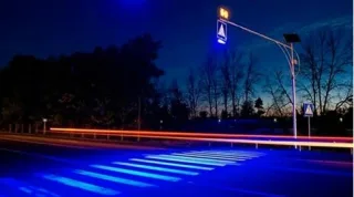 У Києві з'являться «зебри» з діодним підсвічуванням?