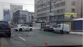 У Києві через загрозу вибуху частково перекрили пр-т Перемоги