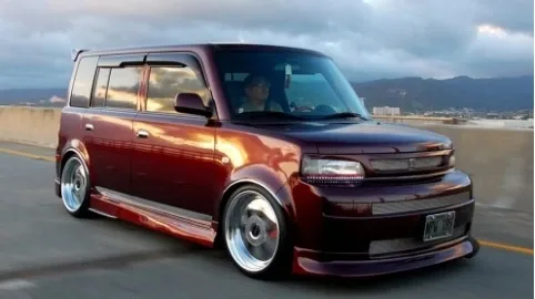 Toyota закрывает молодежный бренд Scion
