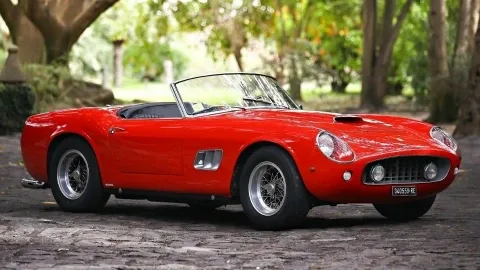 Ferrari Софи Лорен хотят продать за $17 миллионов