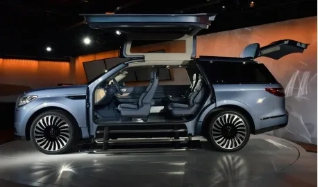 In New York, they showed a Lincoln SUV with a wardrobe and a ladder
