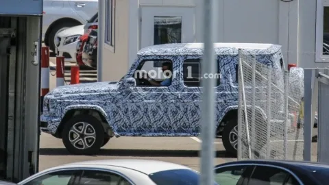 Mercedes-Benz тестирует новый Гелендваген