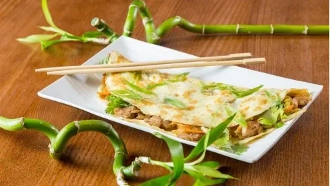 Легкая и сочная кулинарная Азия в летнем меню ресторана Meiwei