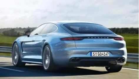 В конце 2016 года появится удлиненная Porsche Panamera