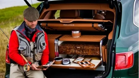 Bentley SUV supplemented with a fishing box for 80 thousand pounds