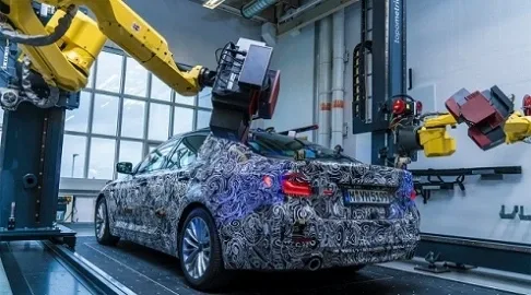 Опубликованы первые изображения седана BMW 5-Series нового поколения