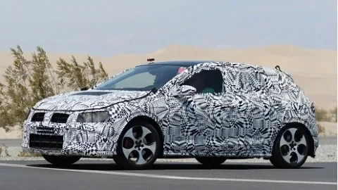Volkswagen Polo нового поколения впервые замечен на тестах