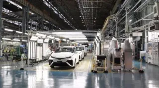 Toyota зупинила заводи через тайфун