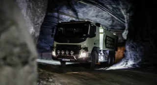 Volvo протестувала безпілотну вантажівку в шахті