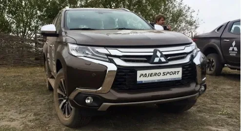 Dakar Rally champion conducted a Ukrainian test drive of the Mitsubishi Pajero Sport