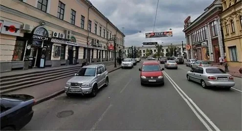 Traffic blocked on Podil due to 'pedestrian experiment'