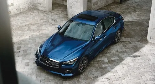 Седан Infiniti Q50 получил новый турбомотор