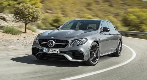 Новый Mercedes-AMG E 63 обучили дрифтингу