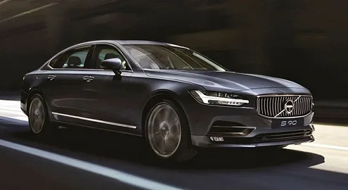 Седан Volvo S90 получил трехместную люкс-версию