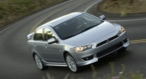 В Mitsubishi решили не отказываться от модели Lancer