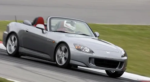 В австралийском автосалоне купили новую Honda S2000