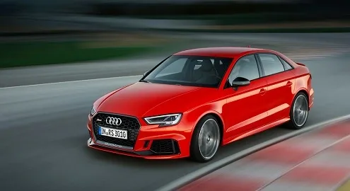 Audi представила «заряженный» седан RS3
